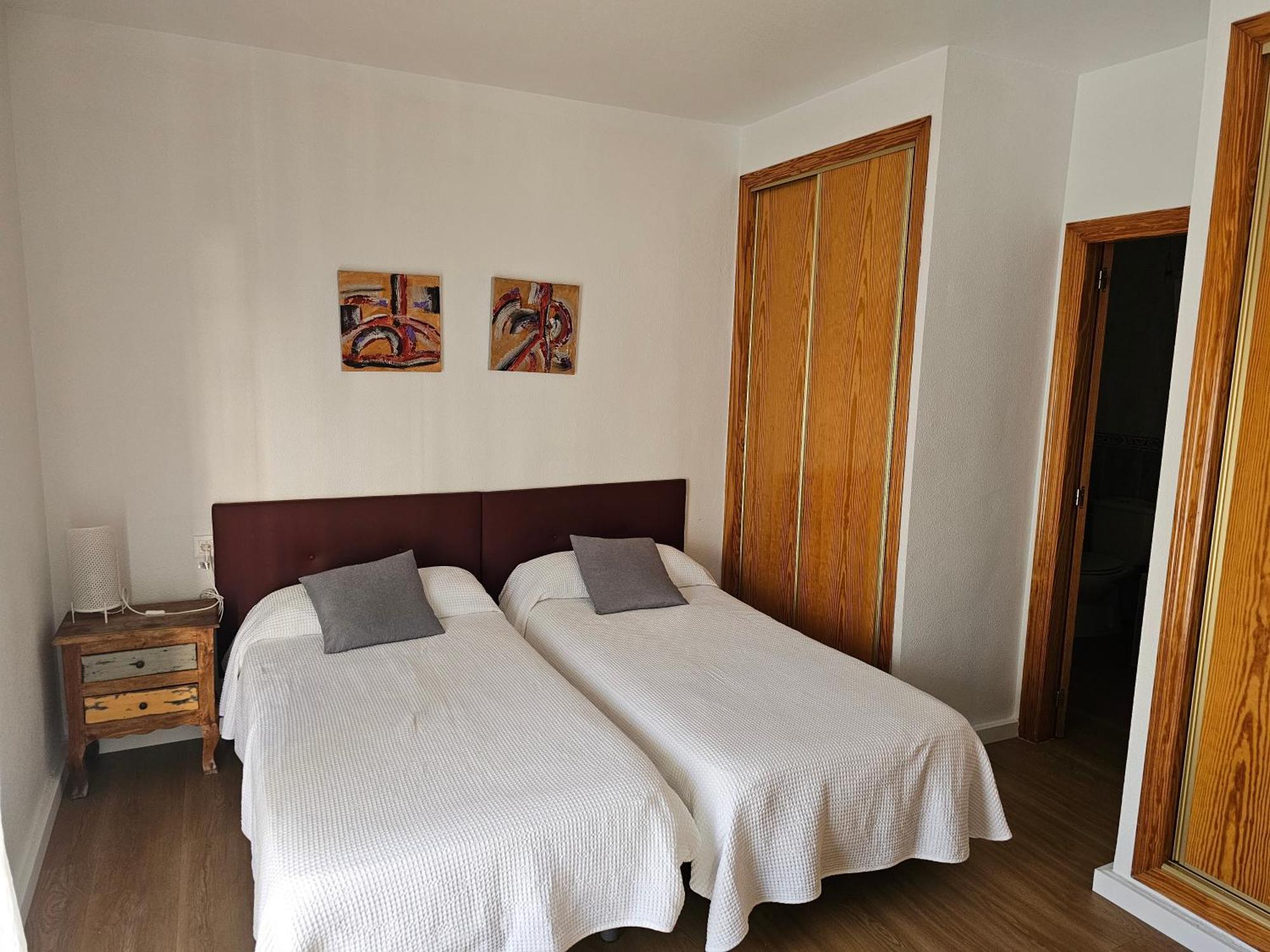 Apartamentos Plaza Alicante Ruang foto