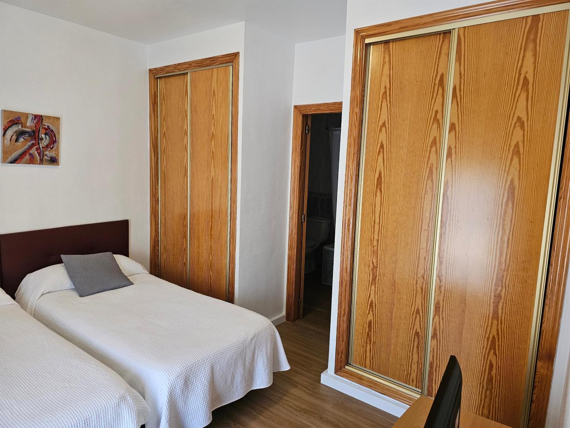 Apartamentos Plaza Alicante Ruang foto