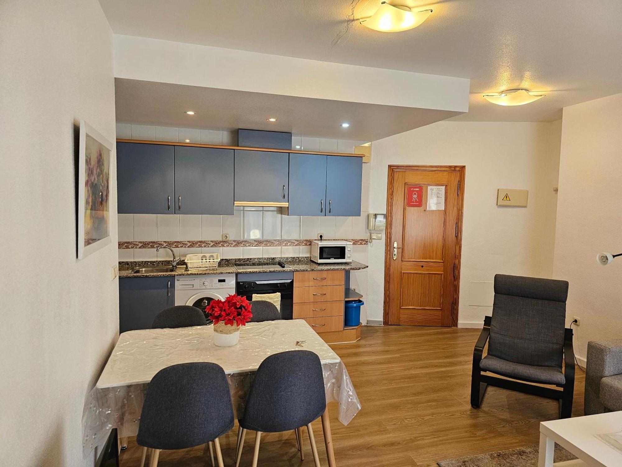Apartamentos Plaza Alicante Ruang foto