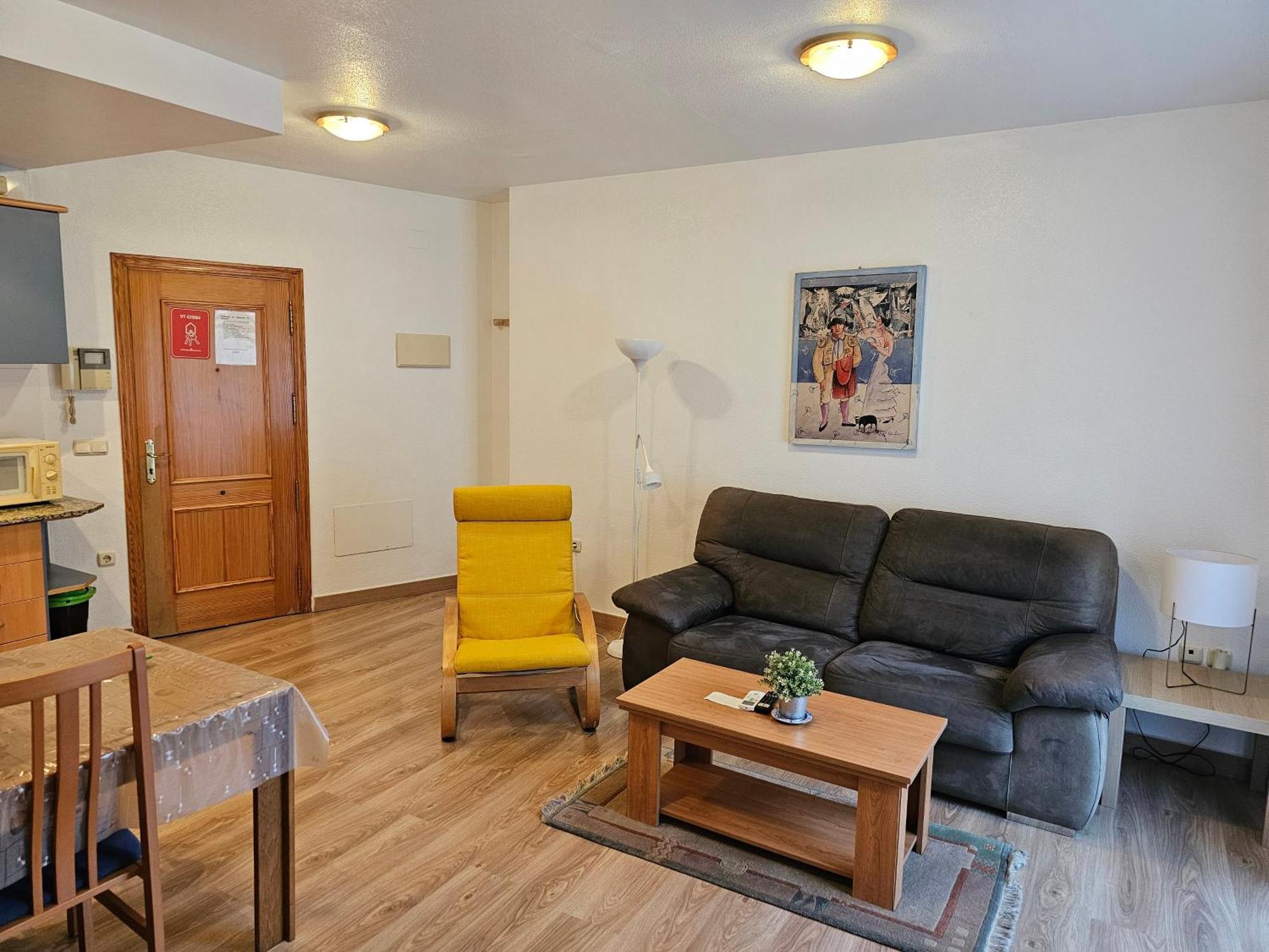 Apartamentos Plaza Alicante Ruang foto