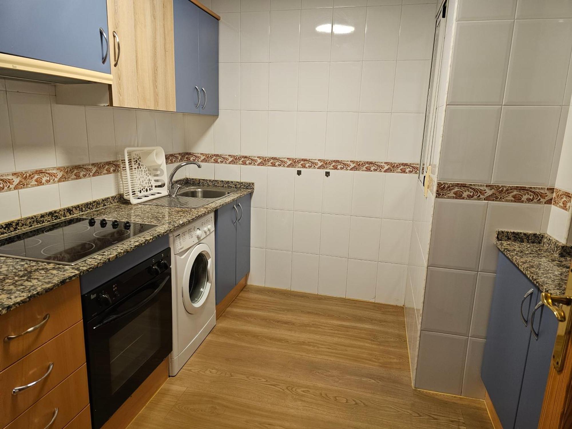 Apartamentos Plaza Alicante Bagian luar foto