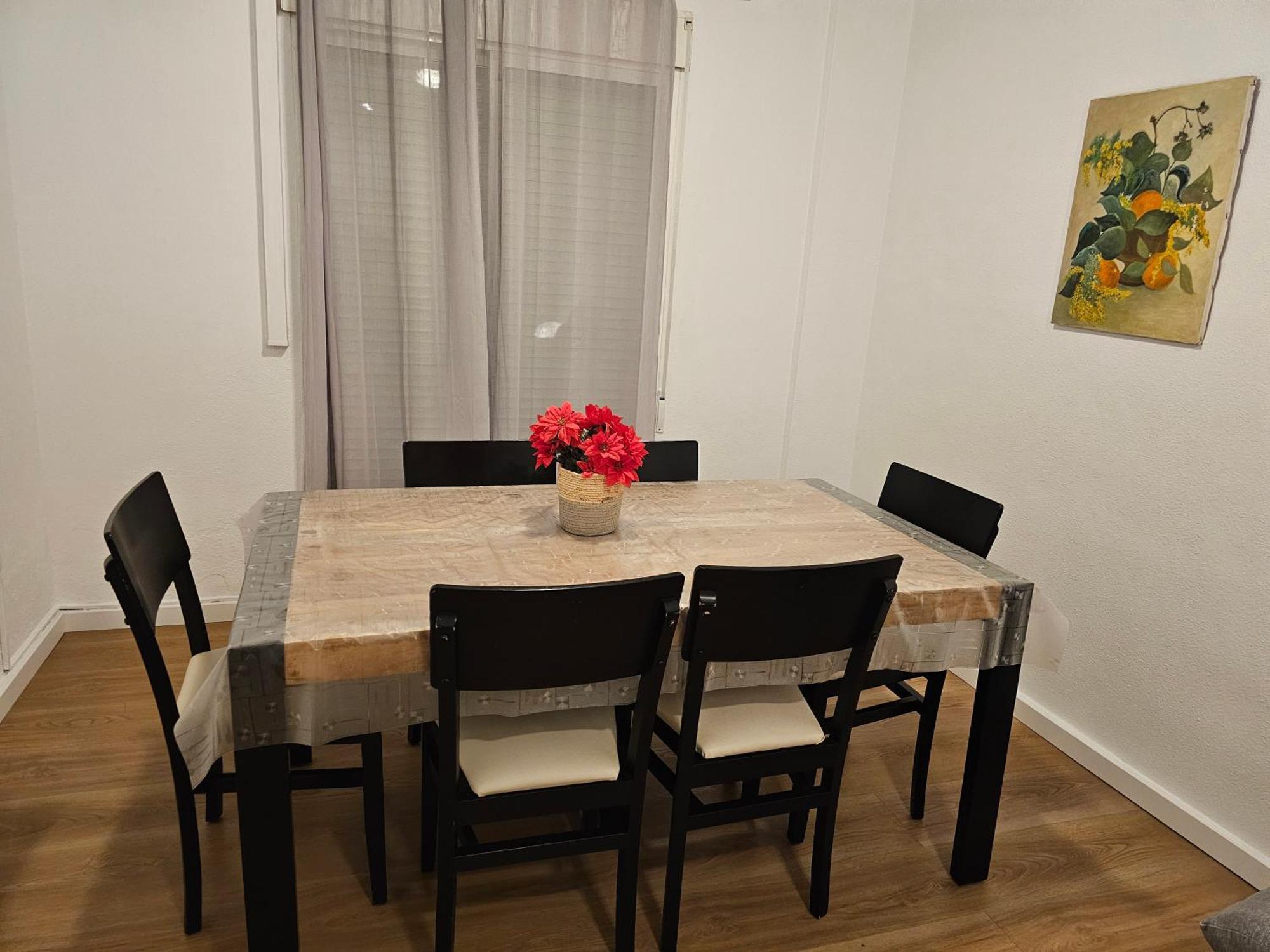 Apartamentos Plaza Alicante Bagian luar foto