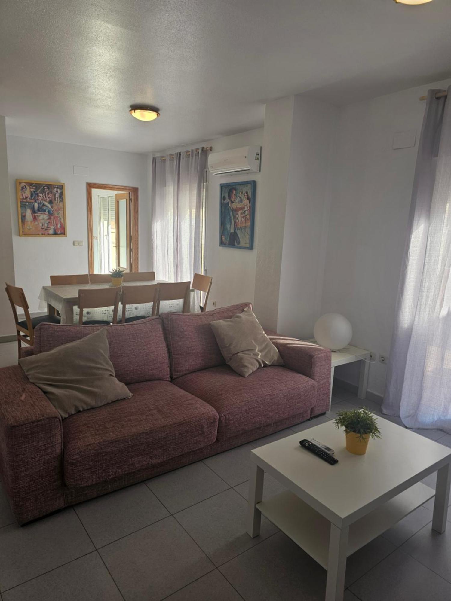 Apartamentos Plaza Alicante Ruang foto