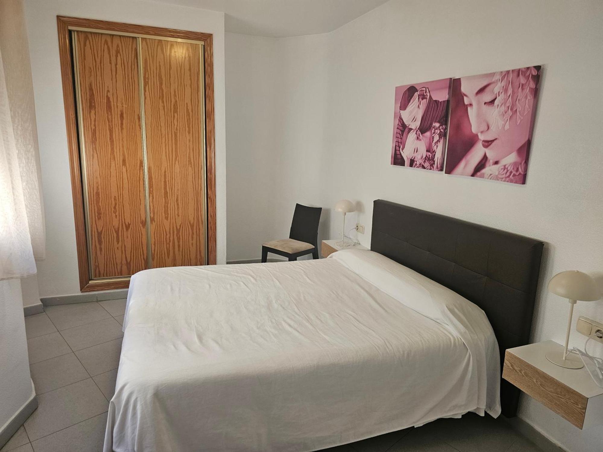 Apartamentos Plaza Alicante Ruang foto