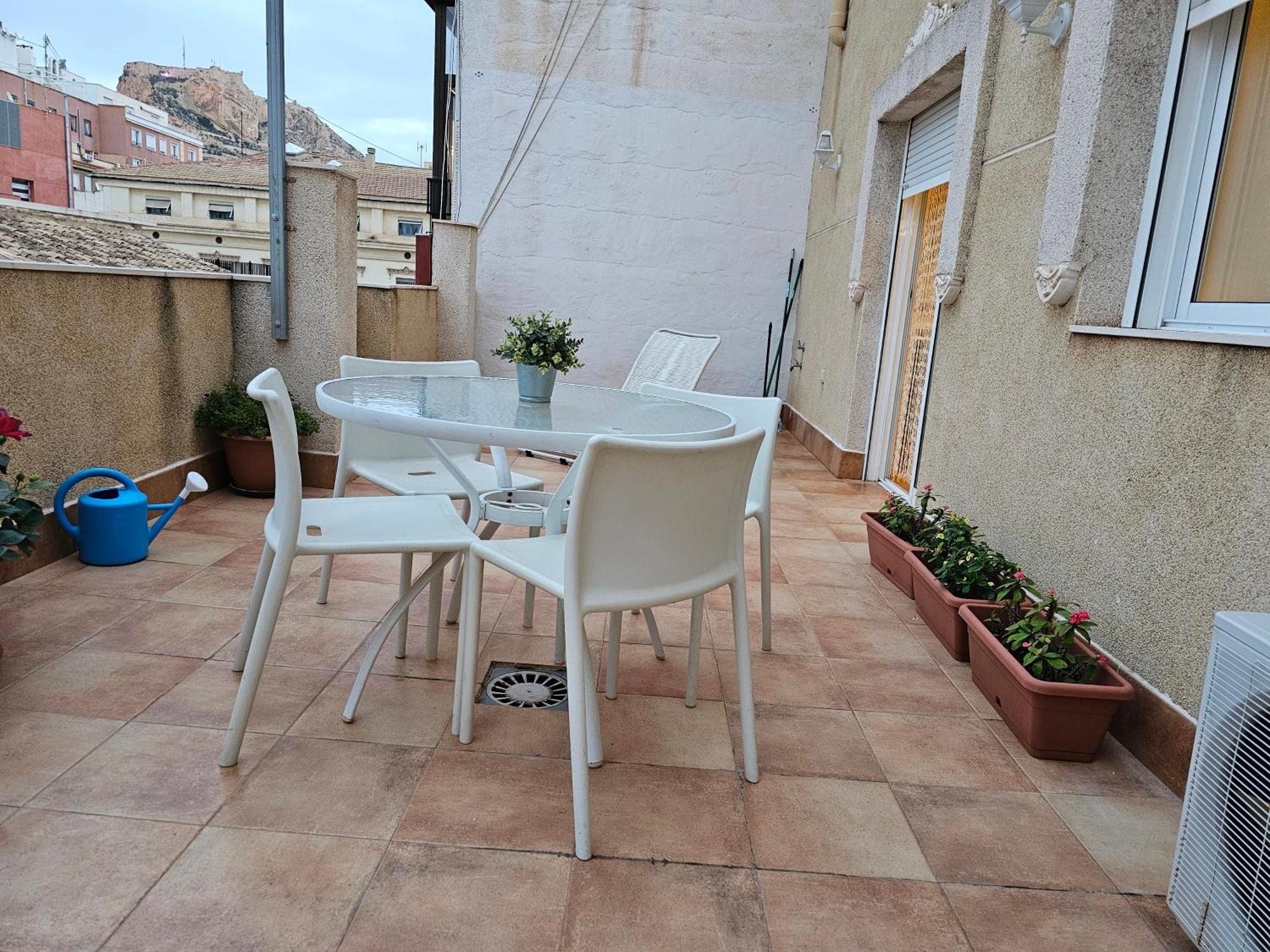 Apartamentos Plaza Alicante Ruang foto