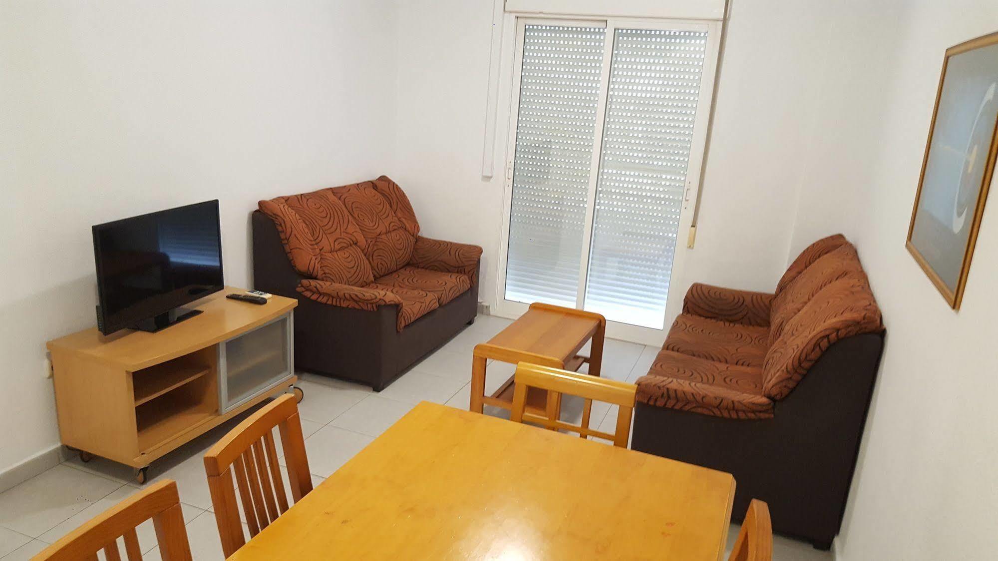 Apartamentos Plaza Alicante Bagian luar foto