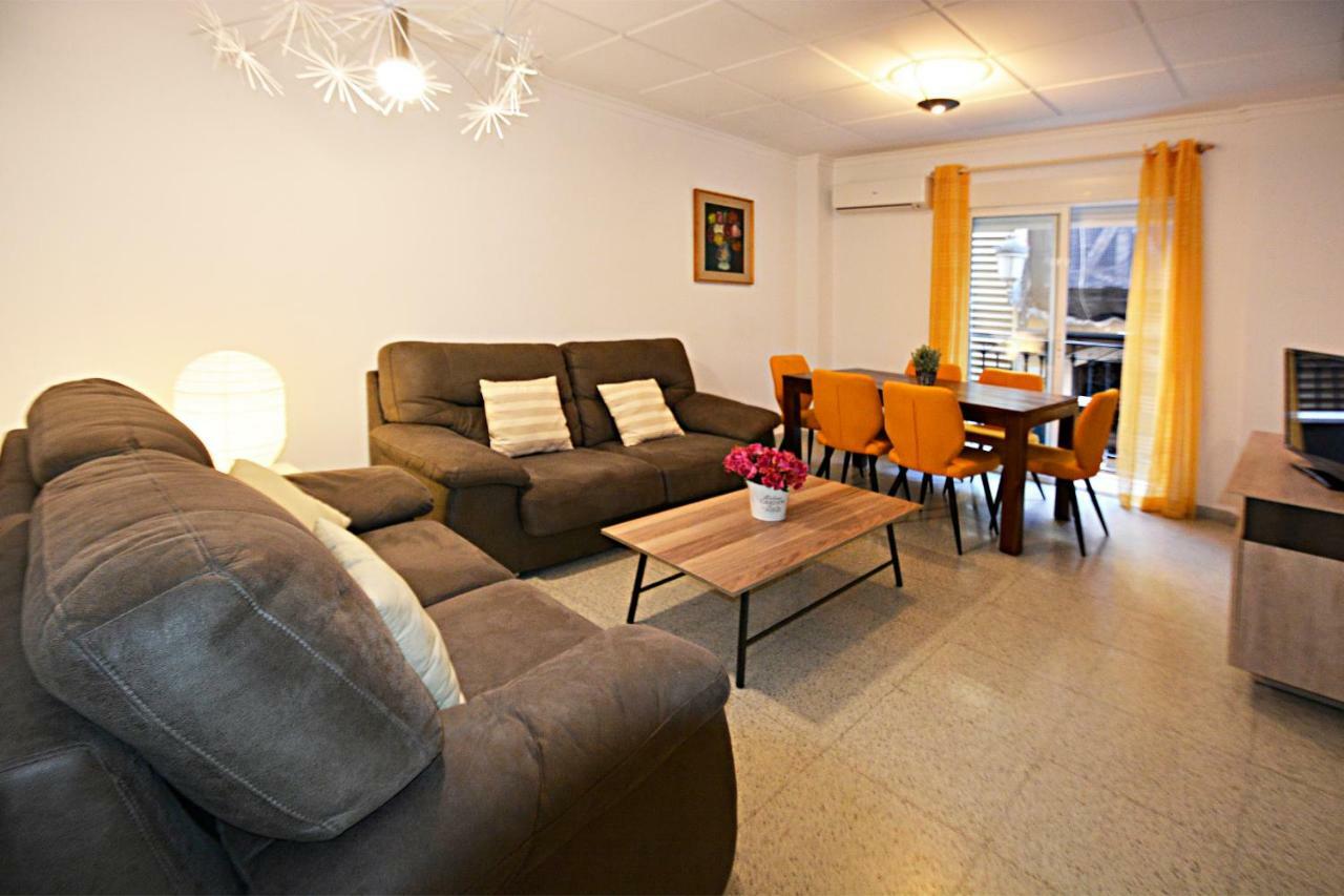 Apartamentos Plaza Alicante Bagian luar foto